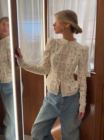 Blusa Elegance Lace – Manga larga con detalle de encaje