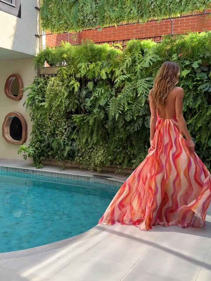 Vestido Sunset Halter – Espalda descubierta con efecto degradado