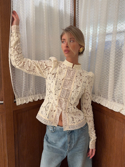 Blusa Elegance Lace – Manga larga con detalle de encaje